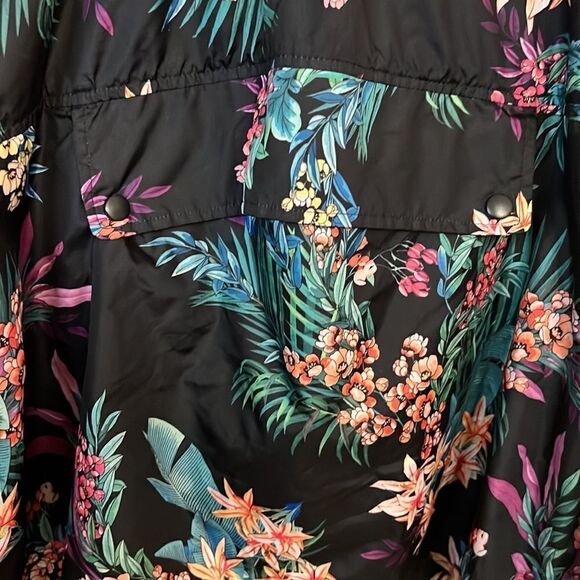 Xersion Tropical Print Athletic Windbreaker Pullover - Size Large - Picture 5 of 12